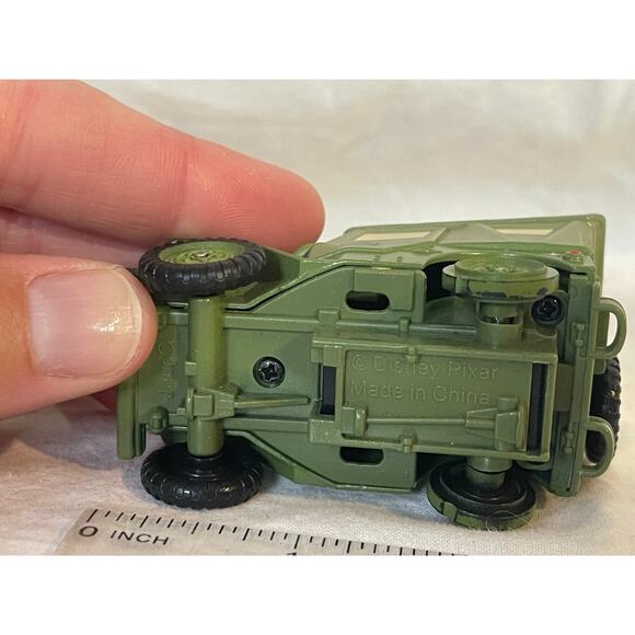 Cars 3 Sarge diecast - Picture 4 of 4